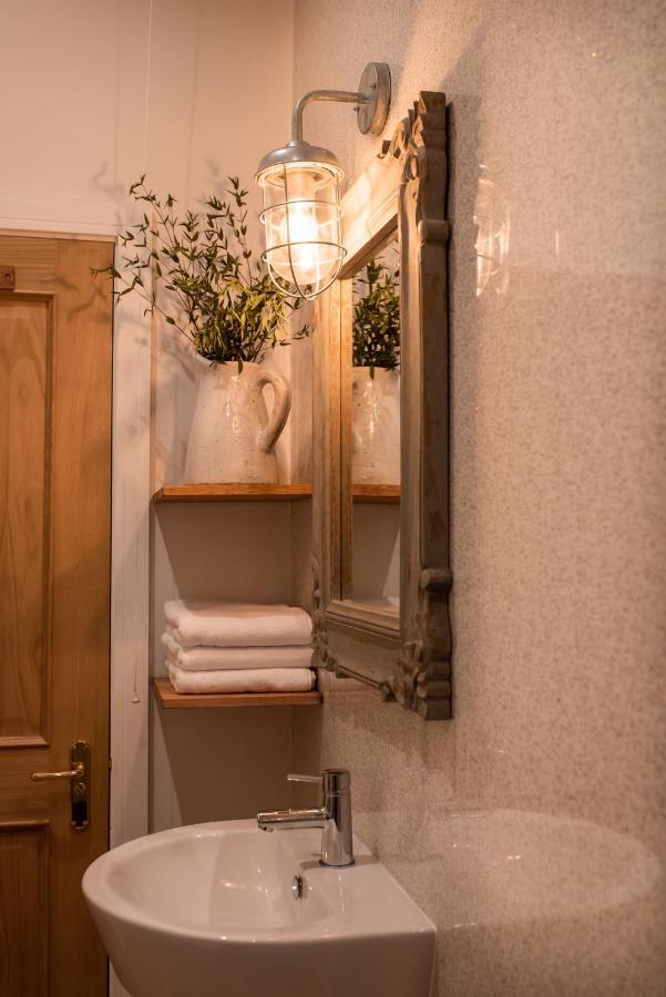 Finest Retreats - The Cotton Rooms 매틀록 외부 사진